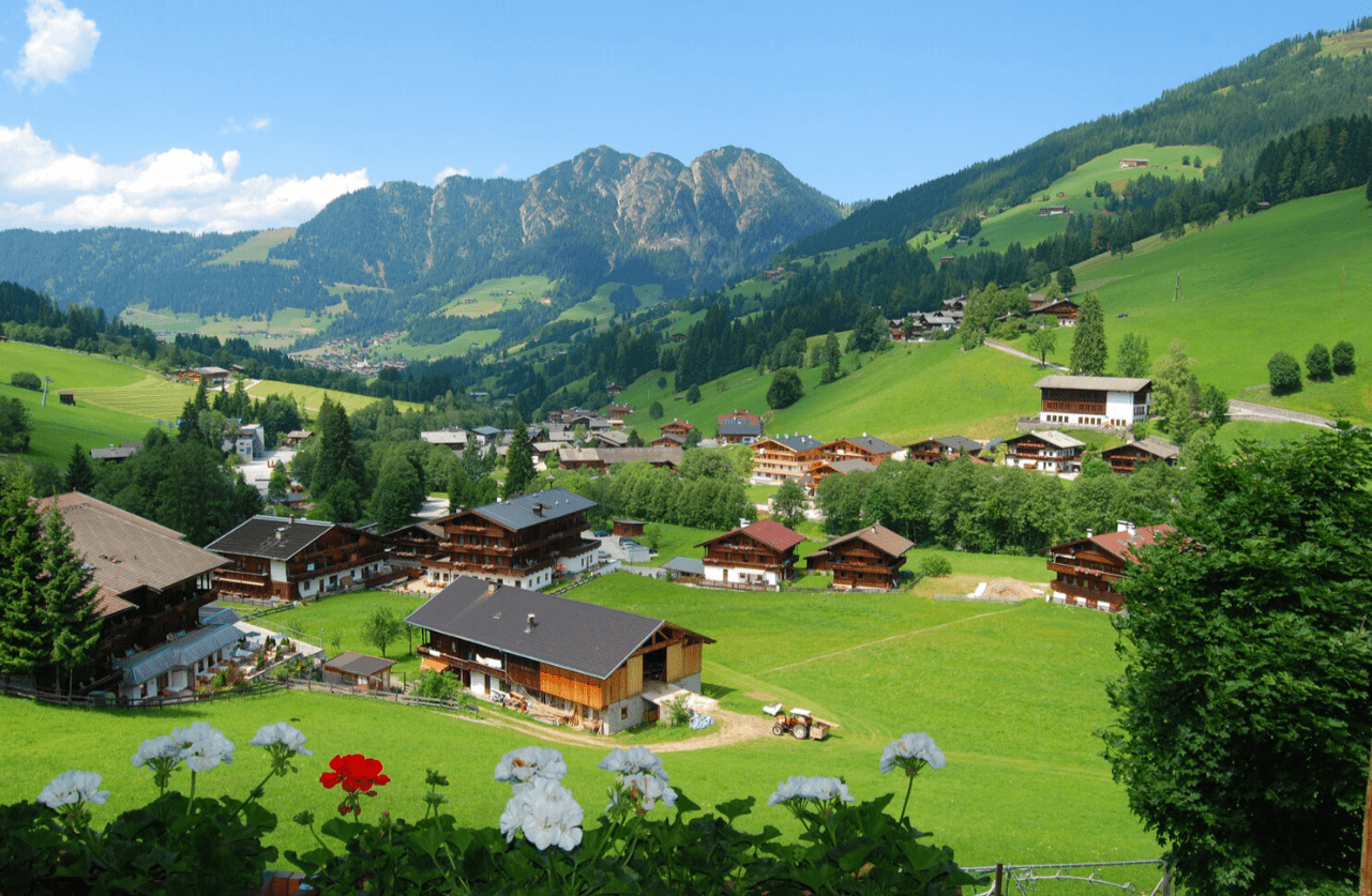 How to Explore the Fairytale Village of Alpbach in Autumn